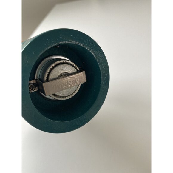 Trudeau Pepper Mill Modern Blue/Green Turquoise Kitchen Decor Brand New Wooden ! - Picture 6 of 6